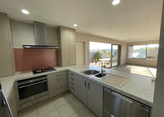  at 15 Lacebark Lane, Woodridge, Wellington, Wellington