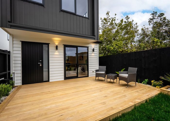  at 1/24 Beatrice Avenue, Hillcrest, North Shore City, Auckland