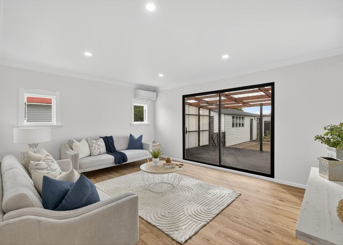  at 85 Owles Terrace, New Brighton, Christchurch City, Canterbury