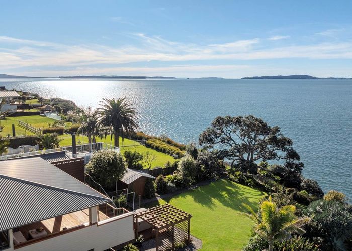  at 33  Pohutukawa Road, Beachlands, Manukau City, Auckland