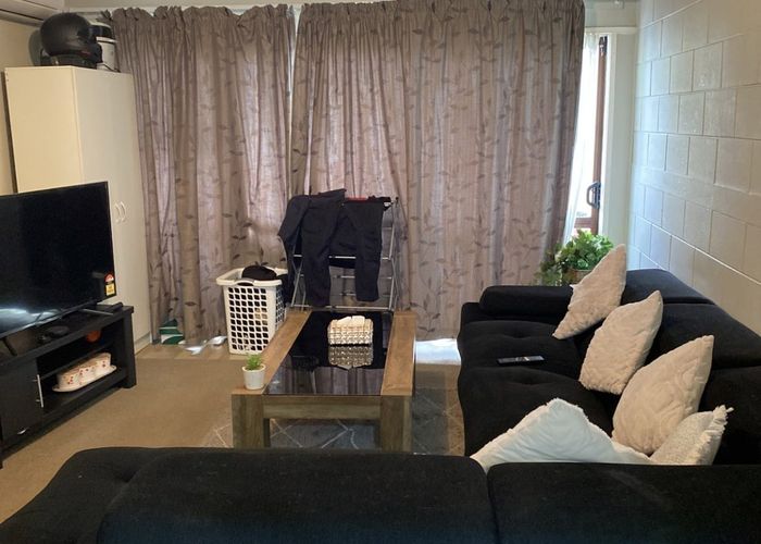  at 3/12 Oakley Avenue, Claudelands, Hamilton, Waikato