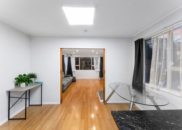  at 28 Hobby Avenue, Birkdale, North Shore City, Auckland