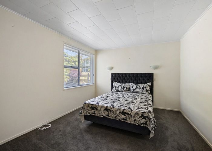  at 1/12 Ambury Place, Merrilands, New Plymouth, Taranaki