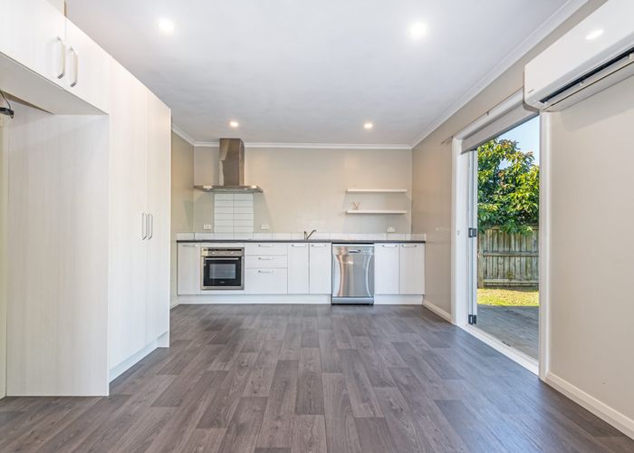  at 2 Charles Street, Feilding, Manawatu, Manawatu / Whanganui