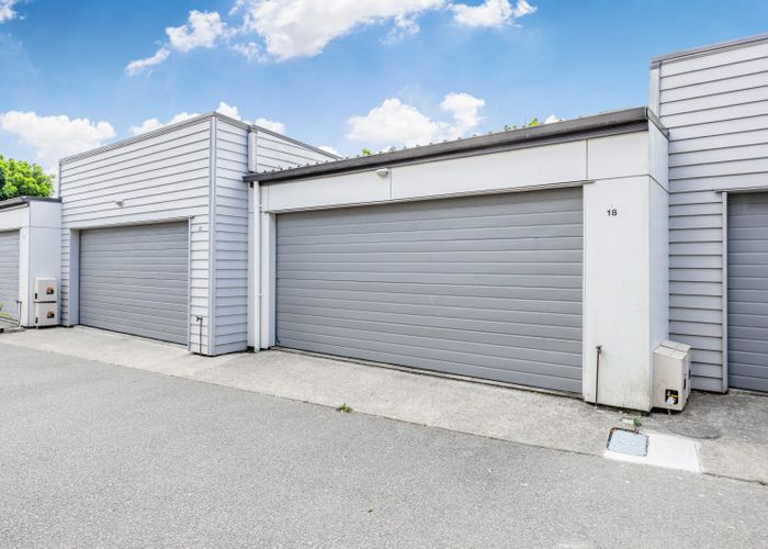  at 18 Kauri Drive, Takanini, Papakura, Auckland