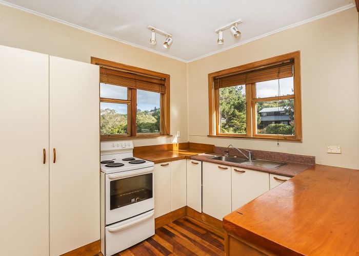  at 192 Miromiro Road, Normandale, Lower Hutt