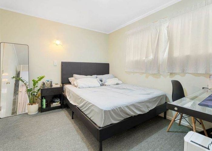  at 10A Green Road, Panmure, Auckland City, Auckland