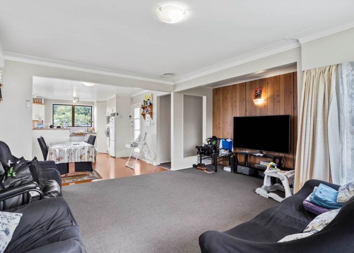  at 82 Rosella Road, Mangere East, Auckland