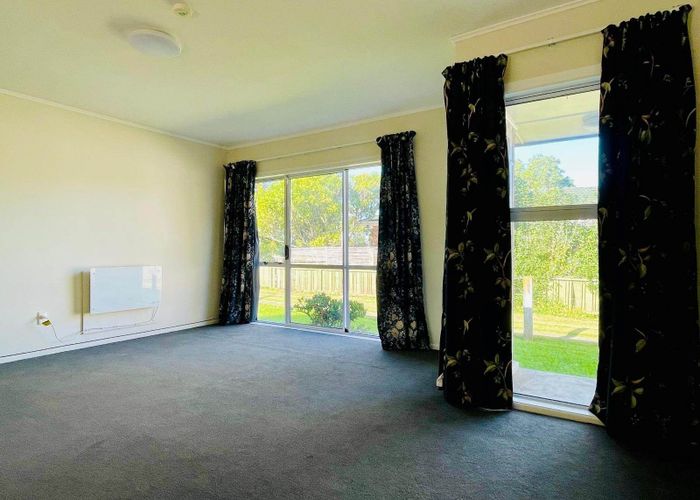 at 1/302 Rosebank Road, Avondale, Auckland City, Auckland