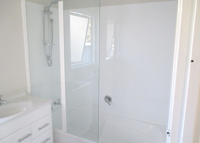 at 50 Parrs Cross Road, Henderson, Waitakere City, Auckland