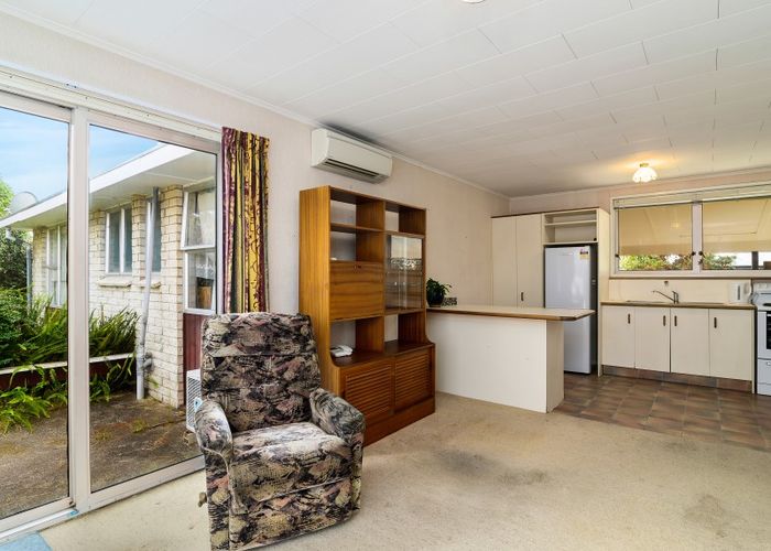  at 8 Mckee Avenue, Fenton Park, Rotorua
