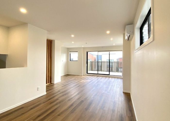  at 67  Joshua Carder Dr, Hobsonville, Waitakere City, Auckland