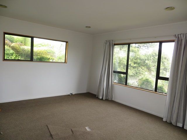  at 1/56 Glencoe Road, Browns Bay, Auckland