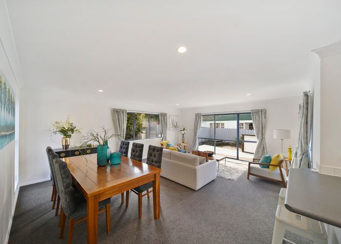  at 3/0 Botany Road, Howick, Auckland