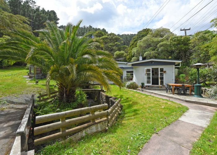  at 49 Elmslie Road, Pinehaven, Upper Hutt