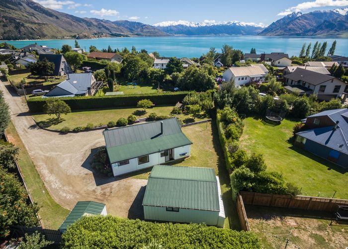  at 25 Lakeview Terrace, Wanaka