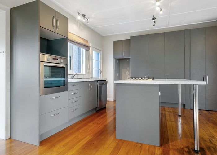  at 44 Campbell Street, Leamington, Cambridge