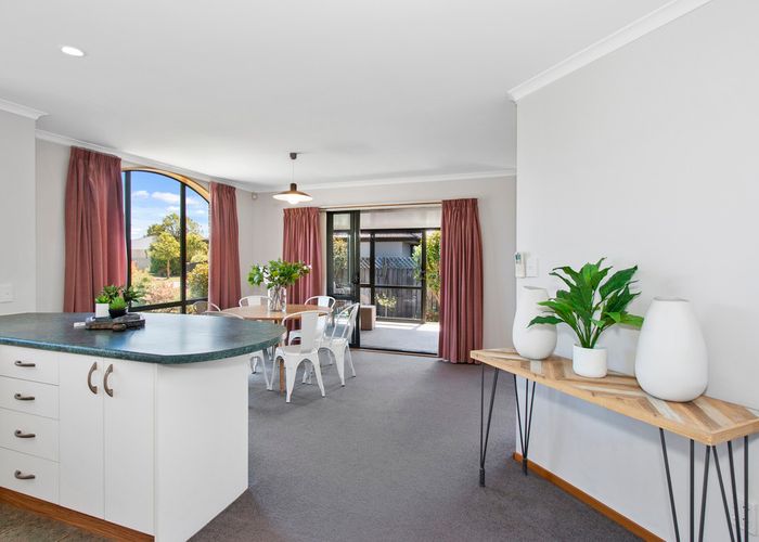  at 42 Kotuku Crescent, Woolston, Christchurch