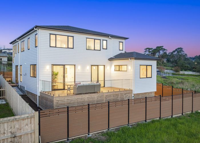  at 10 Monte Cristal Avenue, Swanson, Waitakere City, Auckland