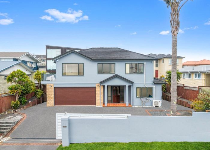  at 2B Spencer Road, Pinehill, North Shore City, Auckland