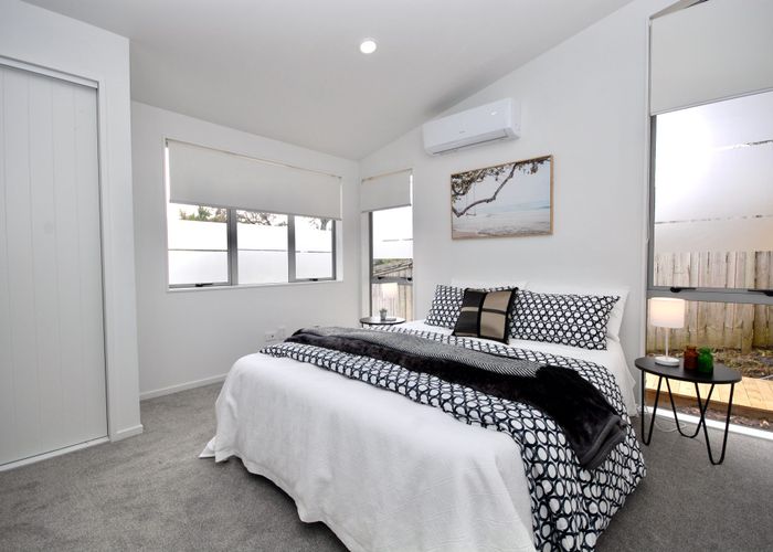  at 21A Kia Ora Road, Beach Haven, North Shore City, Auckland