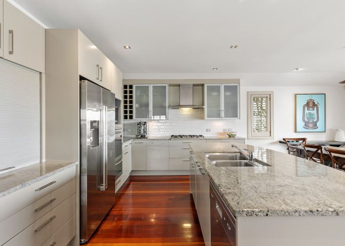  at 8 Dunedin Street, Saint Marys Bay, Auckland City, Auckland