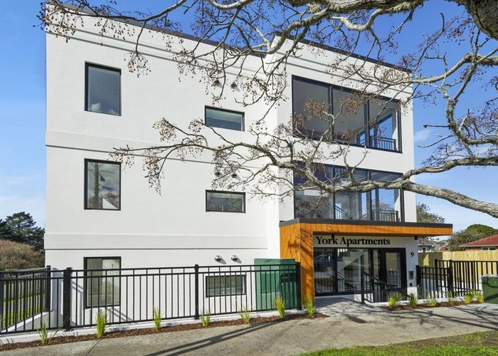  at 102/9 Rawalpindi Street, Mount Albert, Auckland