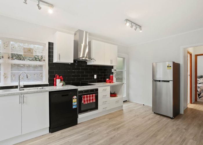  at 1/663 Te Atatu Road, Te Atatu Peninsula, Waitakere City, Auckland
