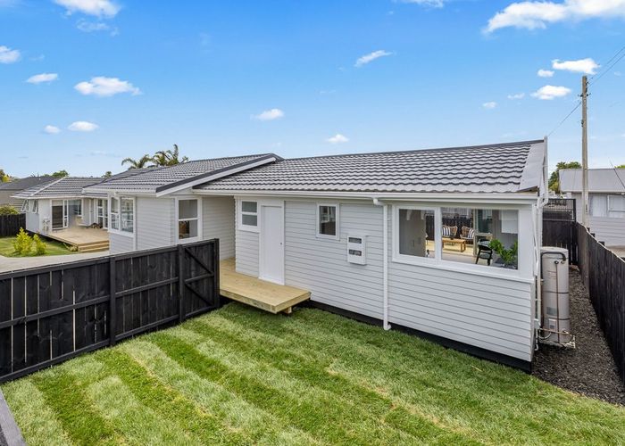  at 15C Hamurana Place, Te Atatu Peninsula, Auckland