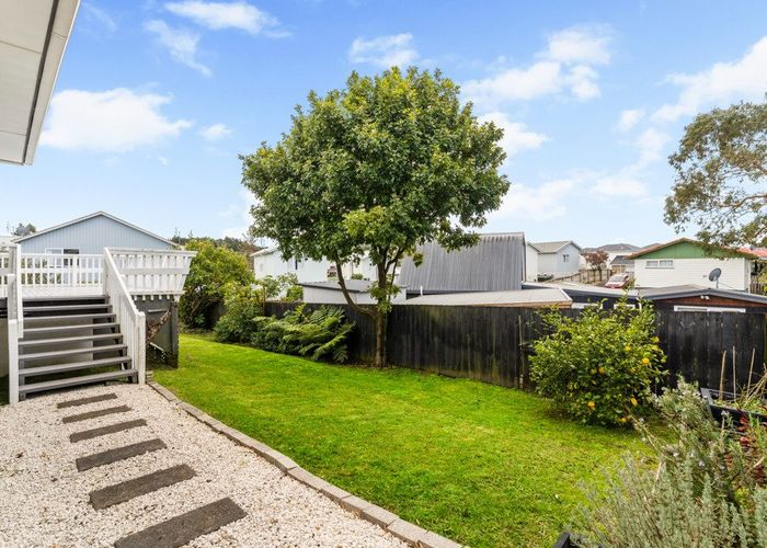  at 1/15 Lendic Avenue, Henderson, Auckland
