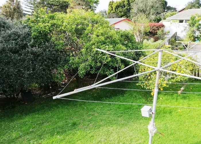  at 10 Paramu Avenue, Birkdale, North Shore City, Auckland