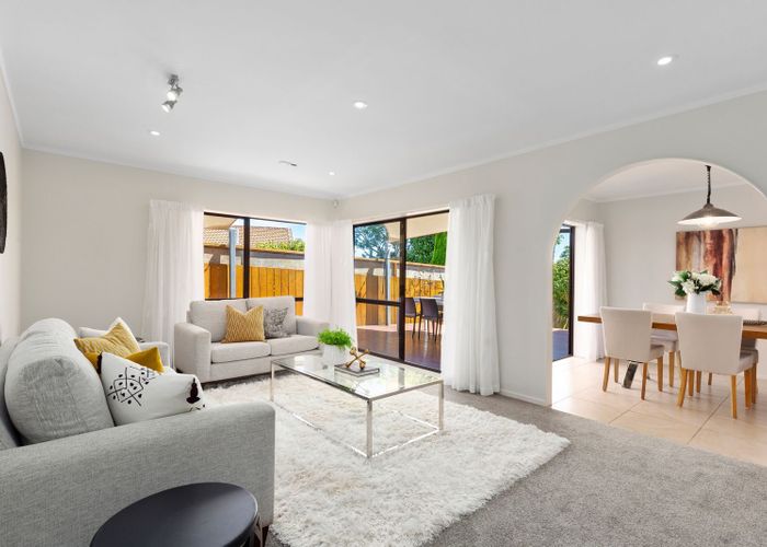  at 10 Eastridge Court, Northpark, Manukau City, Auckland