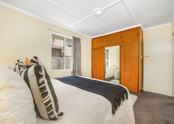  at 411 Kaikorai Valley Road, Bradford, Dunedin, Otago