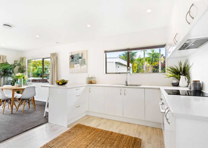  at 1/9 Rewarewa Road, Te Atatu Peninsula, Waitakere City, Auckland