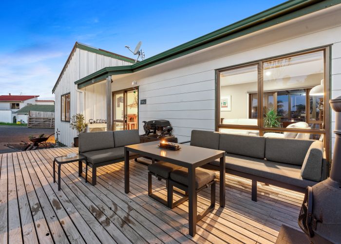  at 170 Glamorgan Drive, Torbay, Auckland