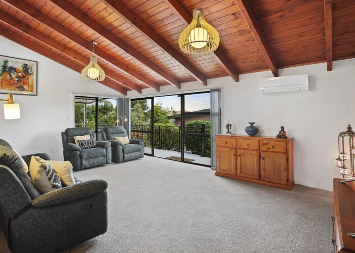  at 18 Deanna Drive, West Harbour, Waitakere City, Auckland
