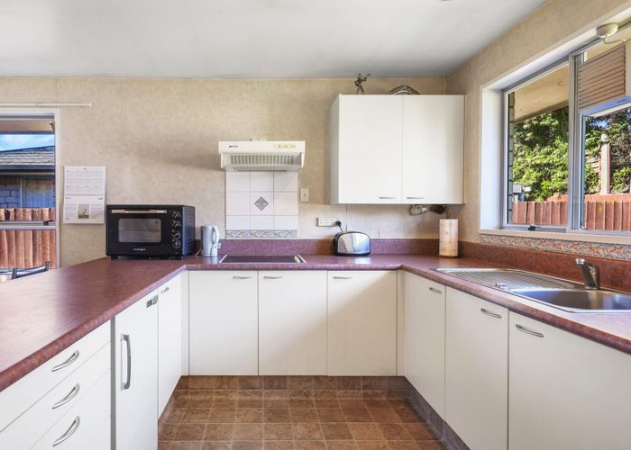  at 6 Fenmere Place, Burwood, Christchurch City, Canterbury
