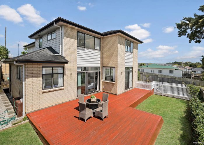  at 39 Rosedale Road, Pinehill, Auckland