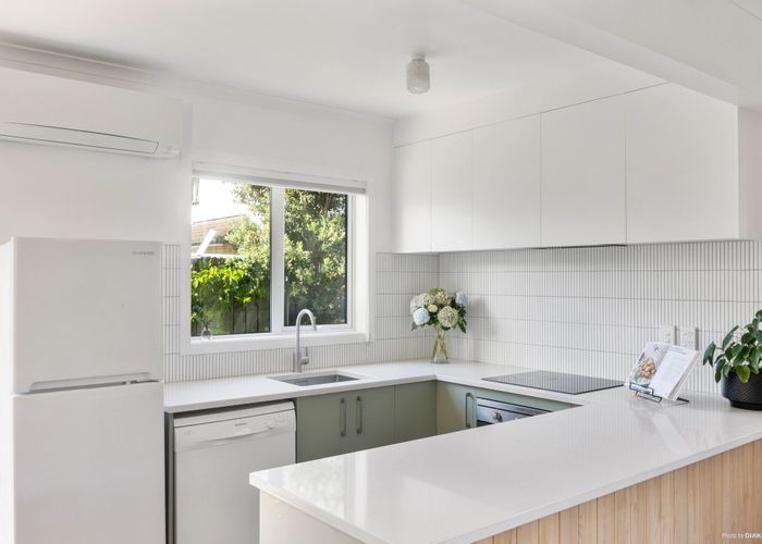  at 1/13 Oregon Avenue, Avondale, Auckland