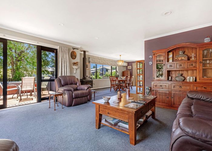  at 2 Elmslie Place, Owhata, Rotorua
