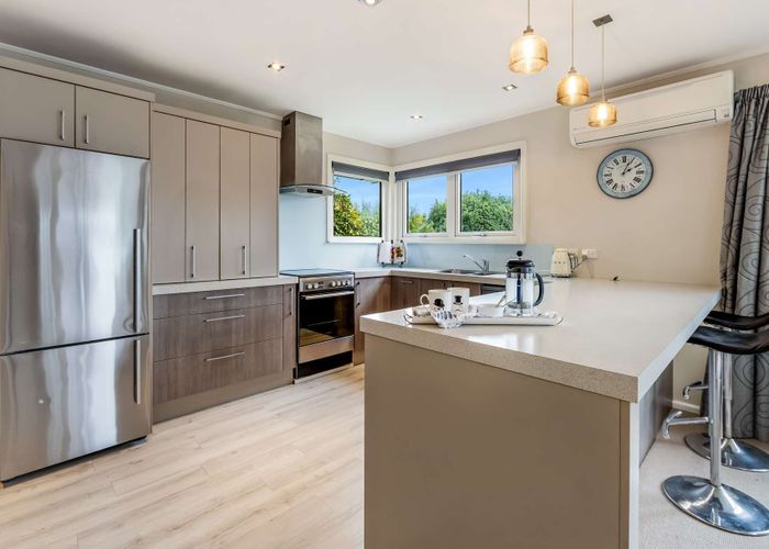  at 14 Glenavon Place, Ilam, Christchurch City, Canterbury