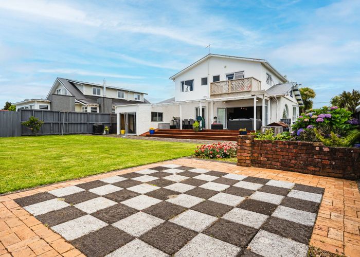  at 191 Carrington Street, Vogeltown, New Plymouth, Taranaki