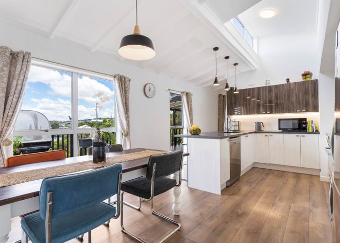  at 2 Captains Close, Torbay, North Shore City, Auckland