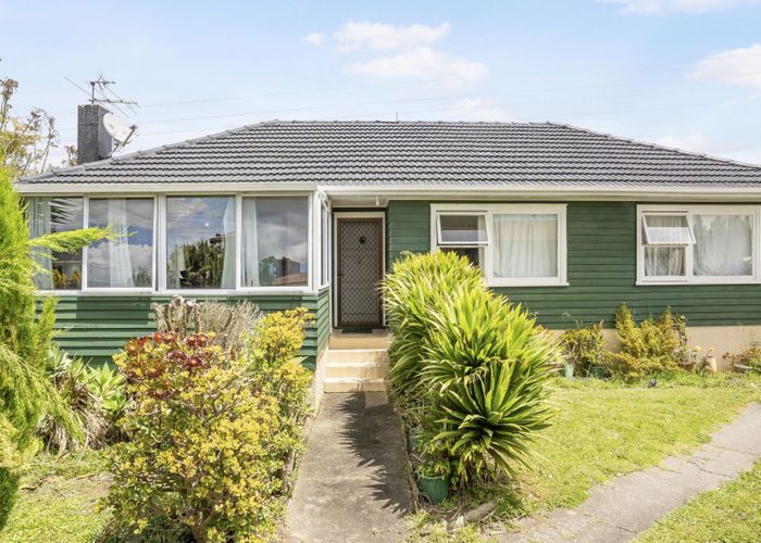  at 64 Clayton Avenue, Otara, Auckland