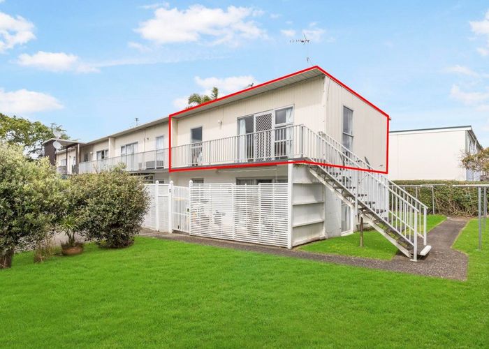  at 10/43 Anzac Road, Browns Bay, North Shore City, Auckland