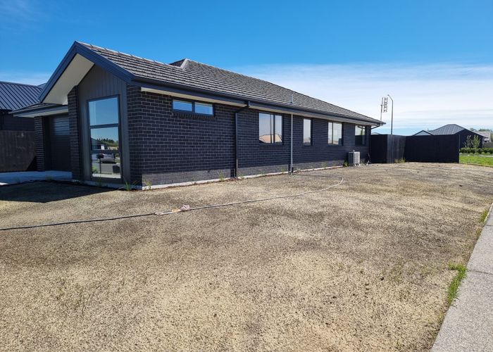  at 2 Cabbage Close, Halswell, Christchurch City, Canterbury