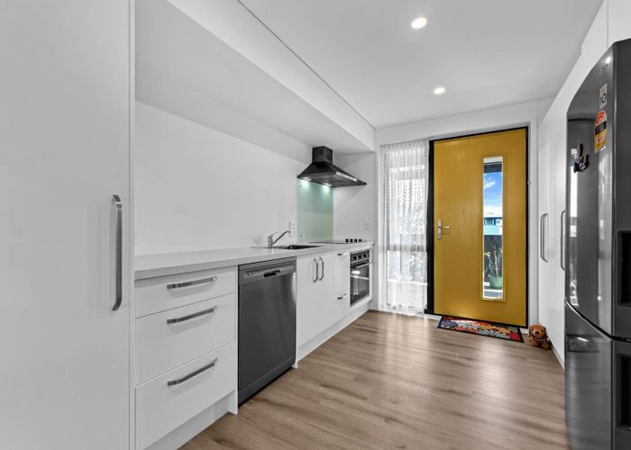  at 8/45 Cessna Crescent, Mangere, Manukau City, Auckland