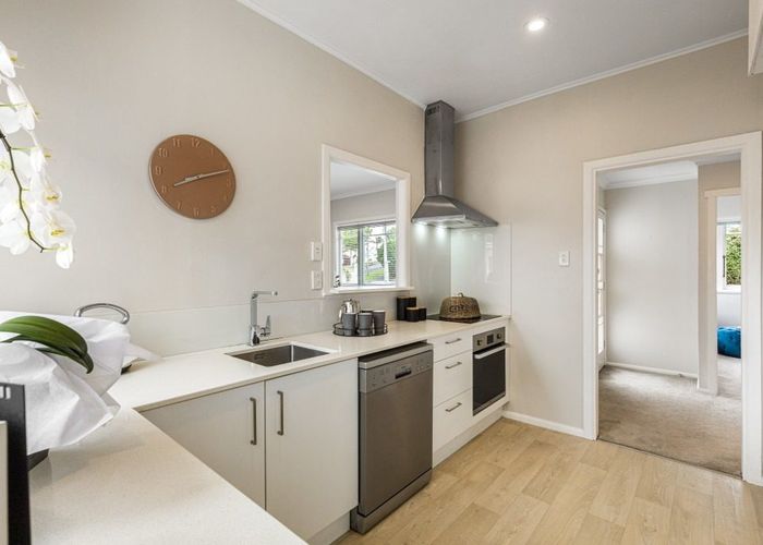  at 2/39 Patteson Avenue, Mission Bay, Auckland City, Auckland