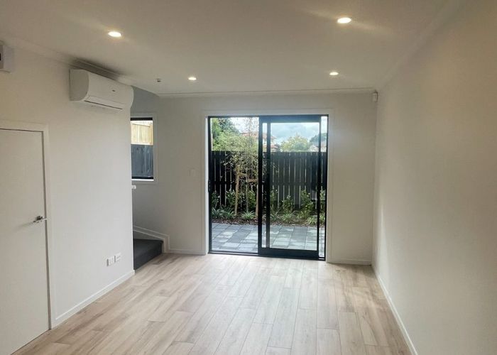  at 14/13 Brough Rd, Manurewa, Manukau City, Auckland