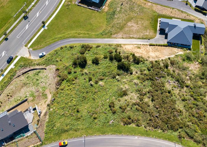  at 3 Baxters Rise, Aotea, Porirua